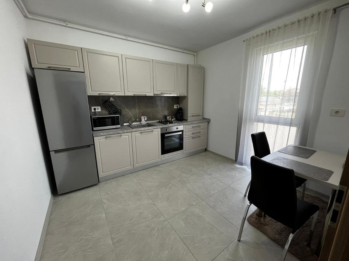 Apartament Modern Cu O Camera Apartment Timisoara Exterior photo